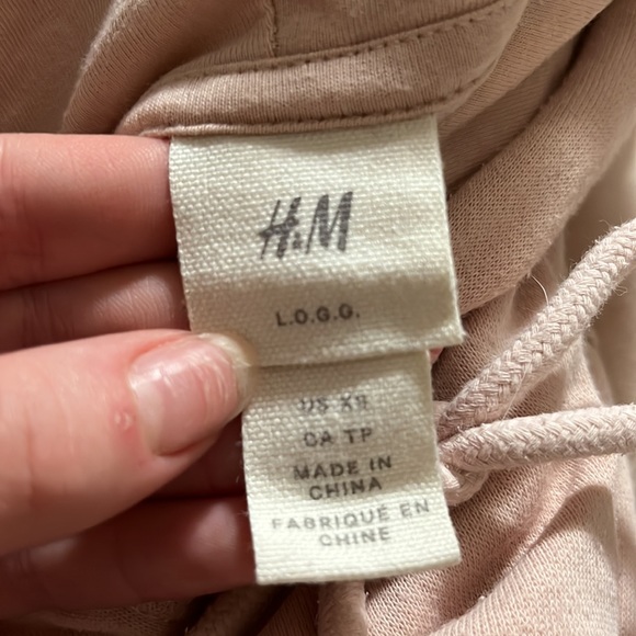 H&M light pink love hoodie - Picture 3 of 4